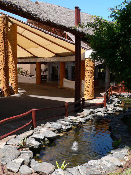 Gartenbereich im Eingang Hotel Southern Palms Beach Resort