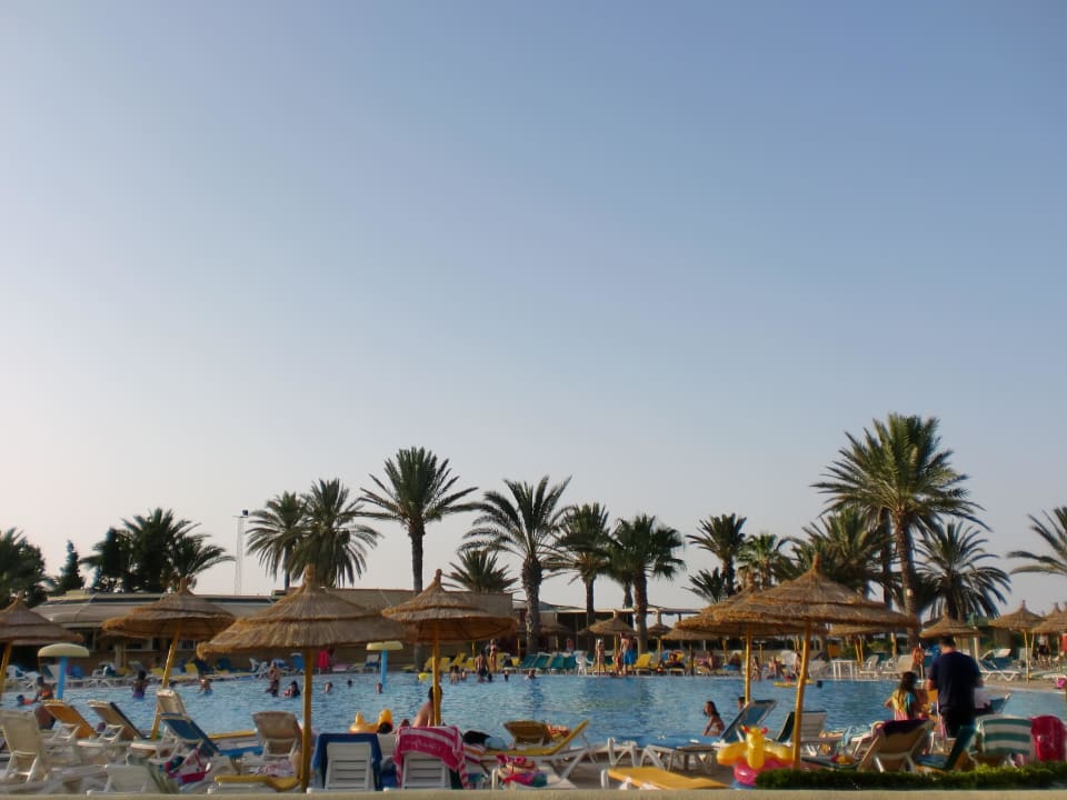 Der Hauptpool Houda Golf & Beach Club