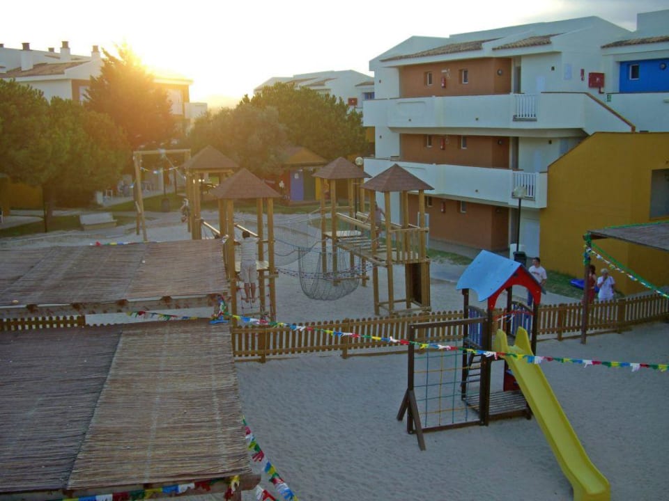 Kinderspielplatz blau punta reina