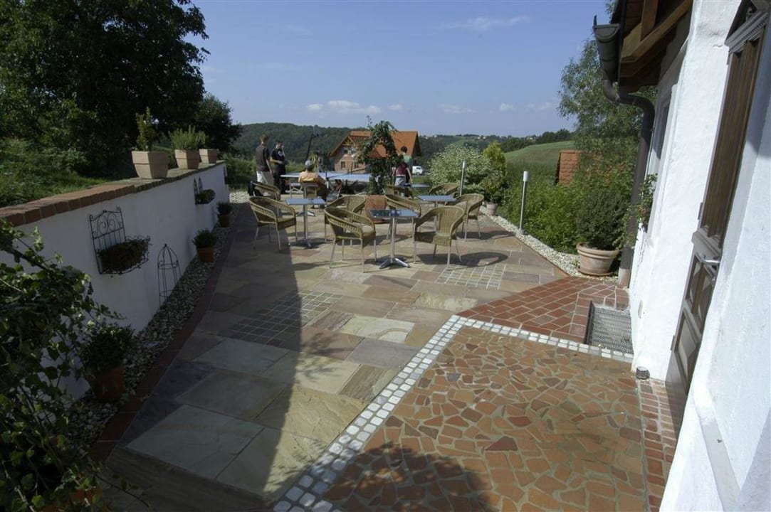 Außenbereich - Tischtennis Hotel Garni Loipenhof