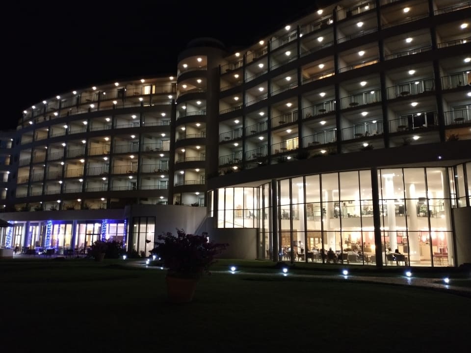 Außenansicht Pestana Grand Ocean Resort