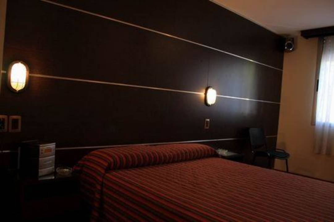 Habitación Hotel Iberia Montevideo