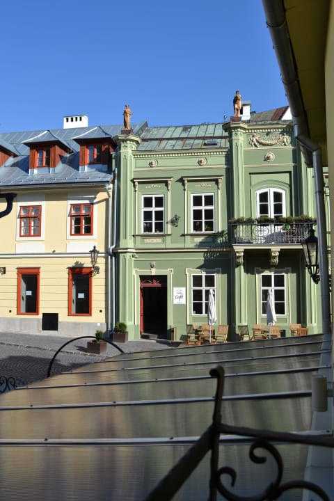 Blick aus dem  Zimmer Richtung Hauptstraße Pensión Kachelman