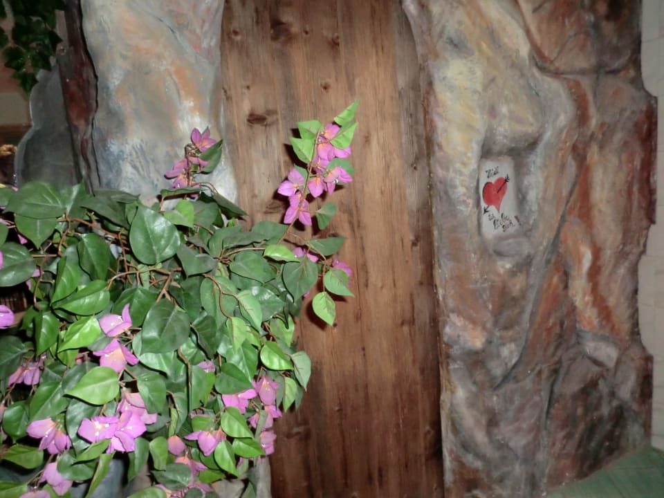 Badezimmer Turmsuite Hotel Bergkristall Montafon