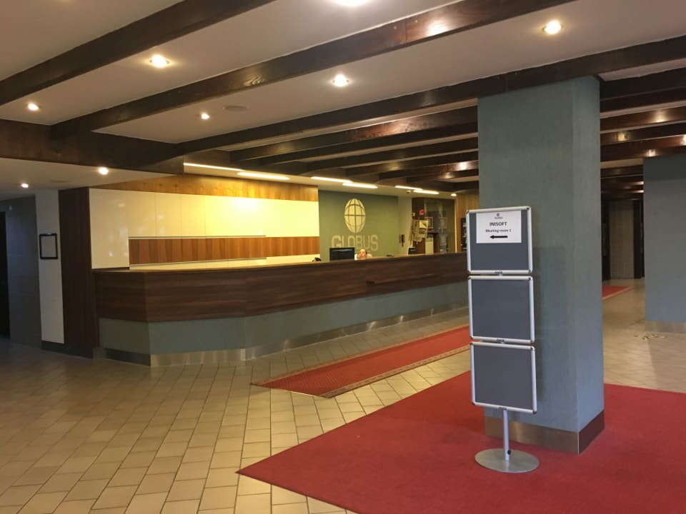 Lobby Hotel Globus