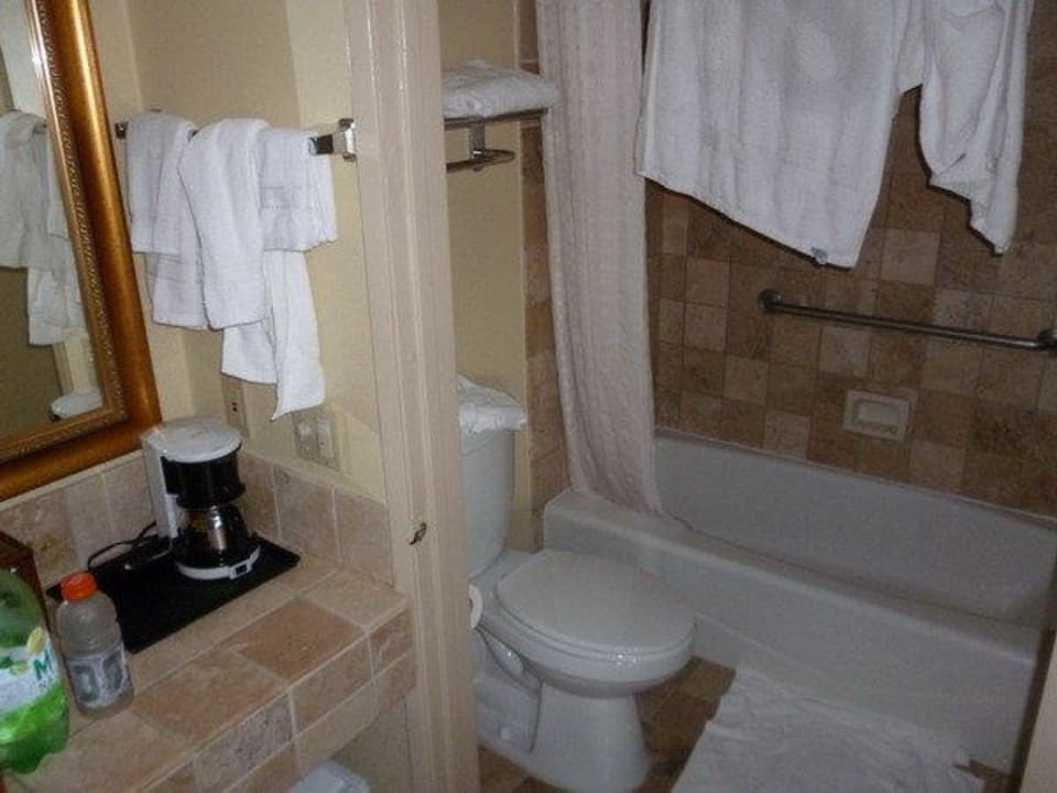 Bad Laguna Brisas Hotel