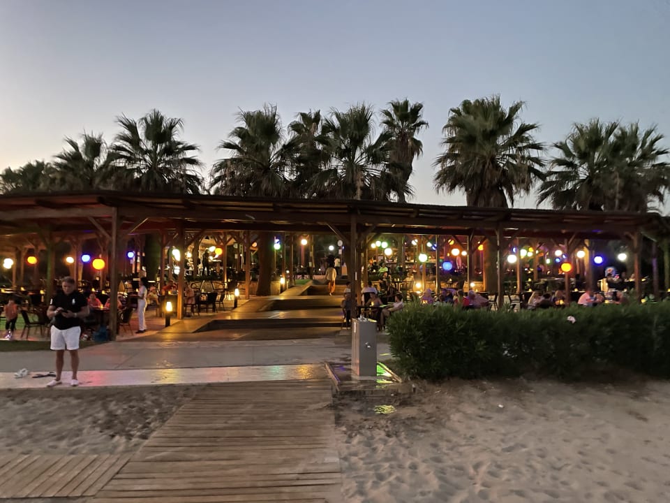 Strand Blue Waters Club