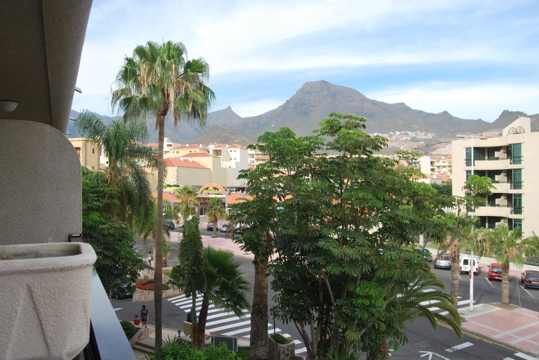 Ausblick vom Balkon Richtung Landseite GF FANABE