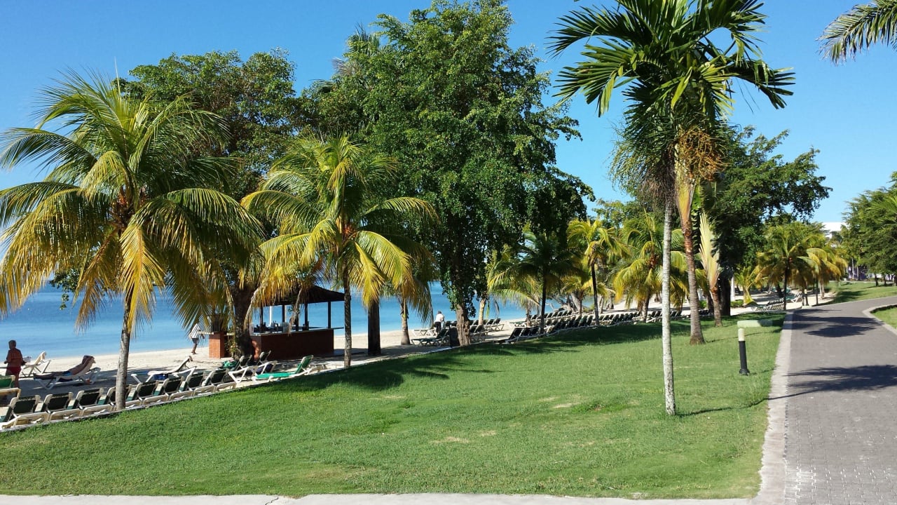 Richtung meer Hotel Riu Negril