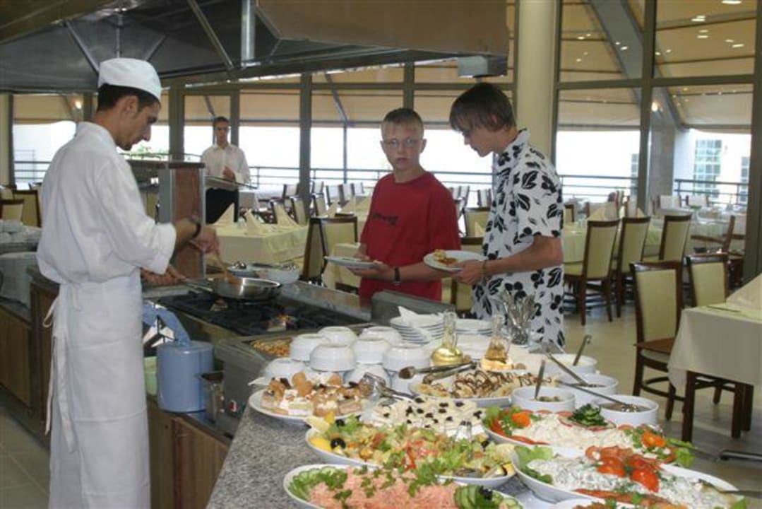 Buffet Park Hotel Golden Beach