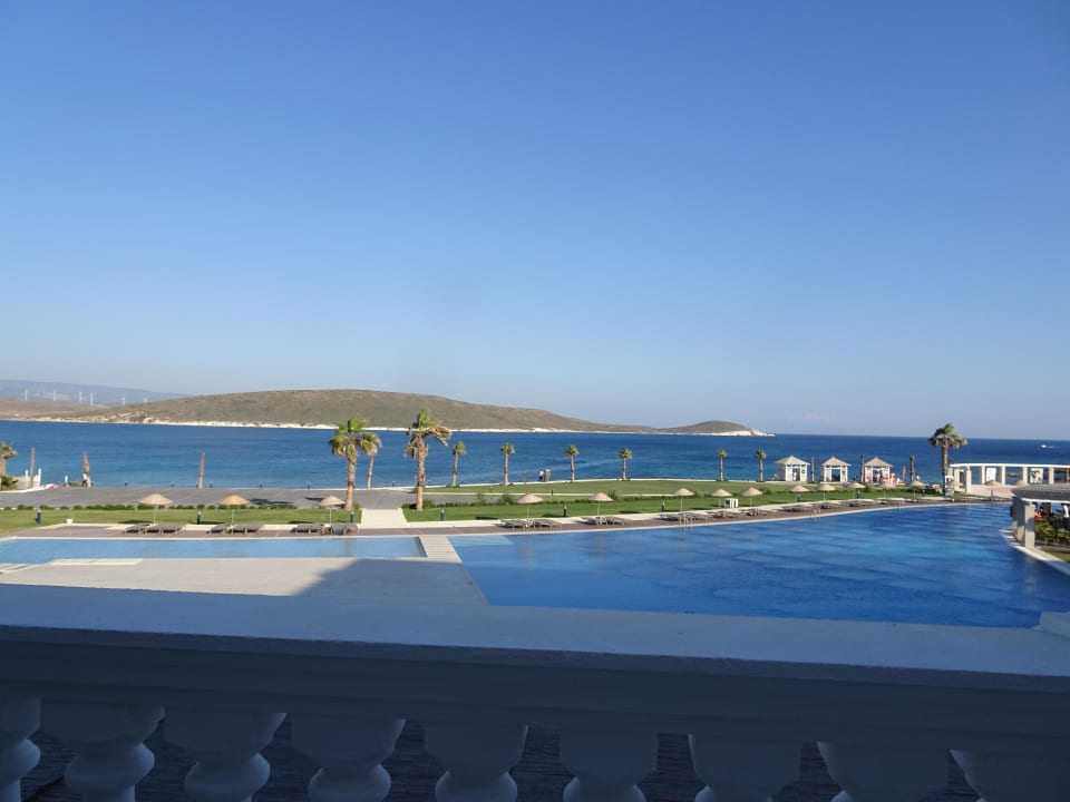 Blick von der Terrasse Alkoclar Exclusive Alacati