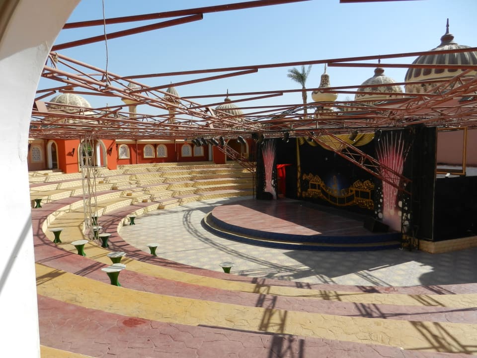 Amphietheater Pickalbatros Alf Leila Wa Leila Resort - Neverland Hurghada