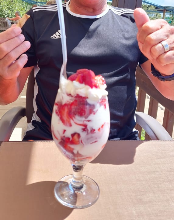 Strand Side Breeze Hotel