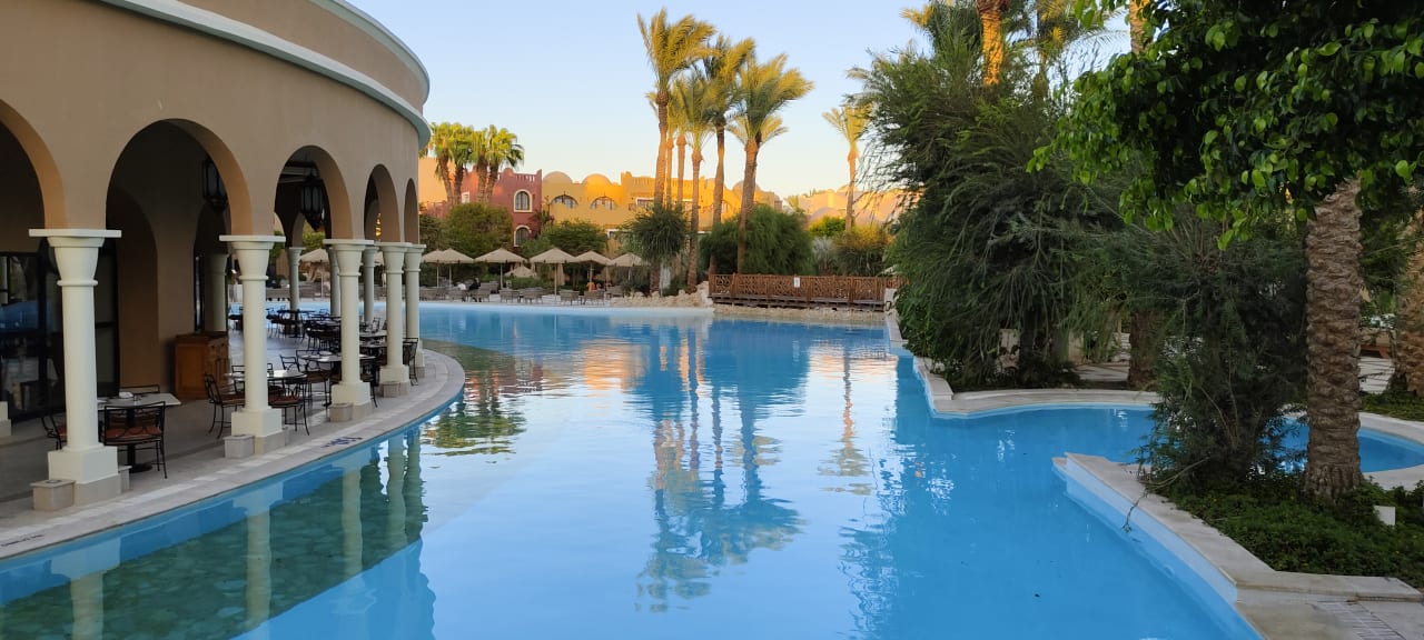 Pool Makadi Palace