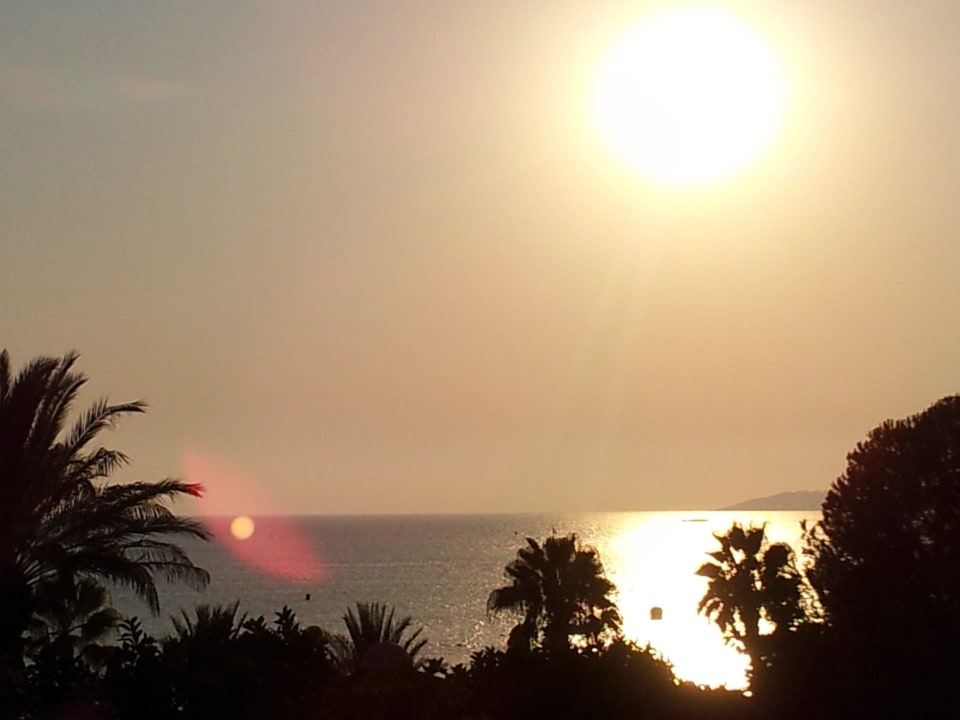 Výhlad z 2. poschodia, z našej izby Top Hotel