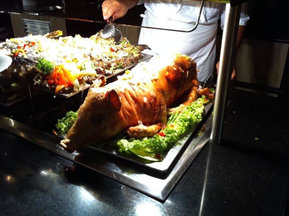 Büffet - Spanferkel Bahia Principe Luxury Esmeralda