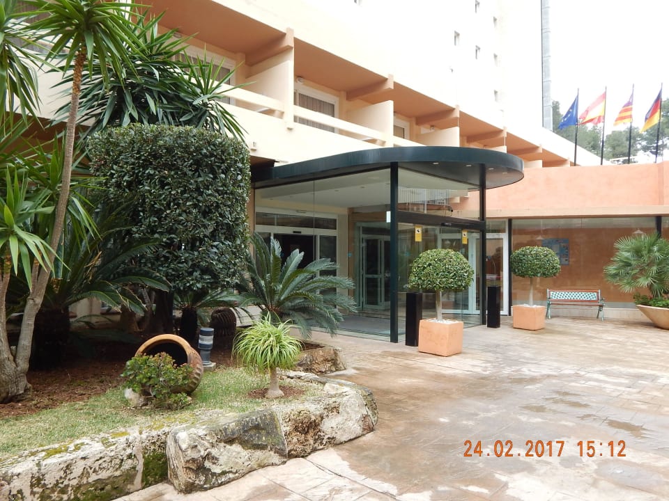 Hoteleingang Valentin Reina Paguera