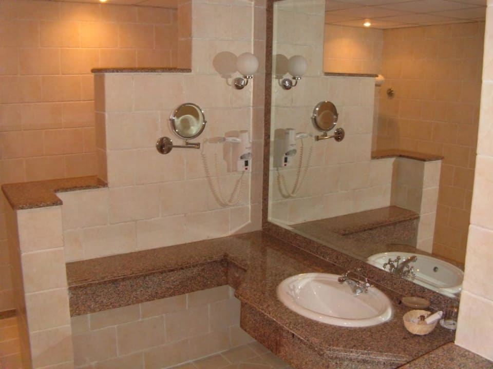 Badezimmer  Pickalbatros Dana Beach Resort - Hurghada