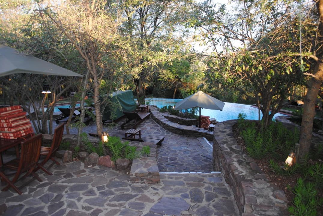 Poolanlage Serengeti Serena Safari Lodge