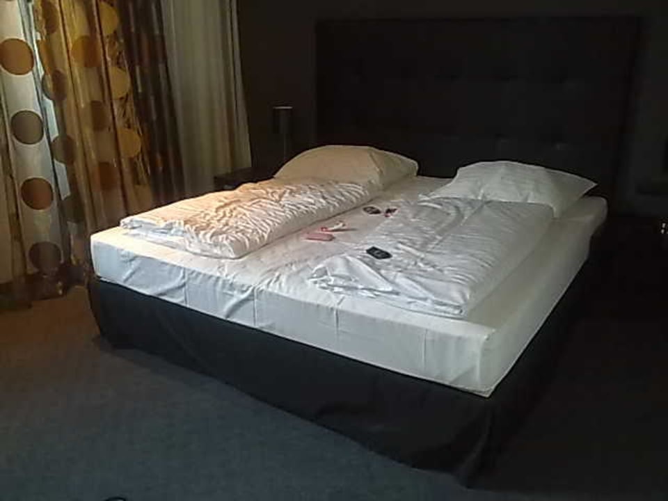 Großes Kingsize Bett Koncept Hotel Liebelei