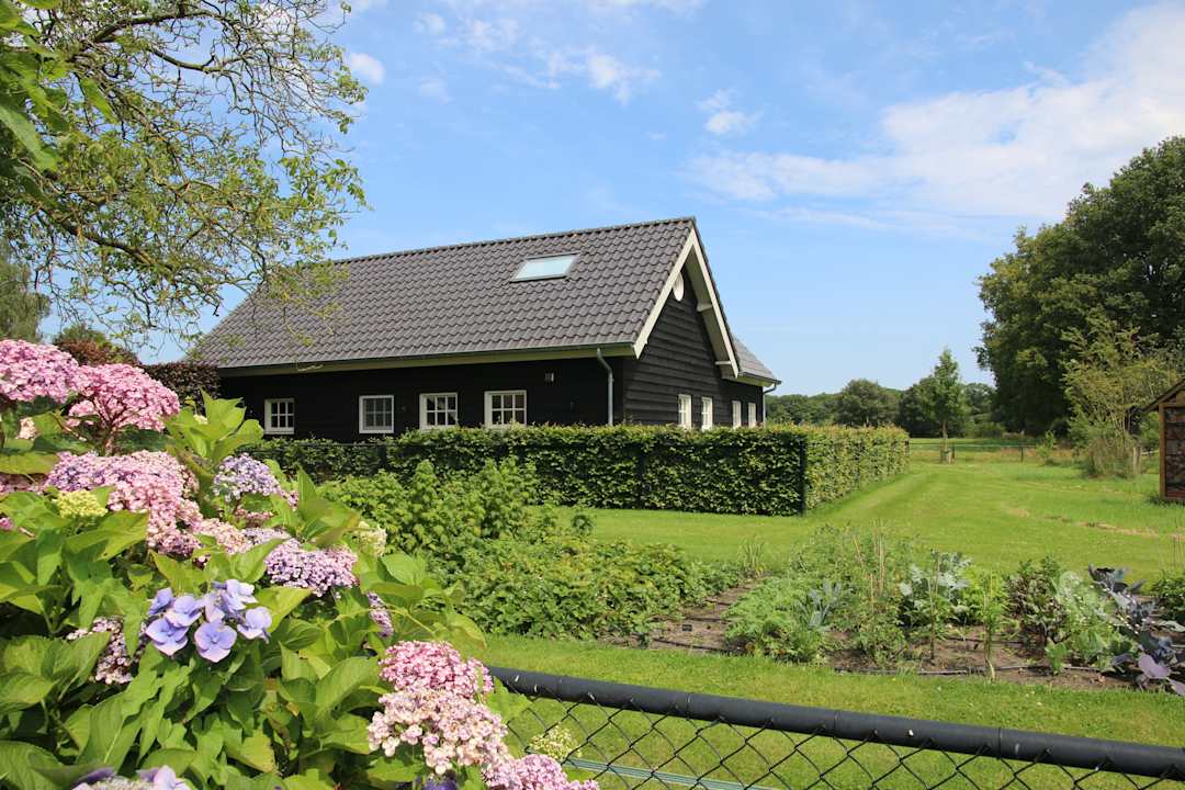 Gartenanlage Ferienhäusern Weideblik