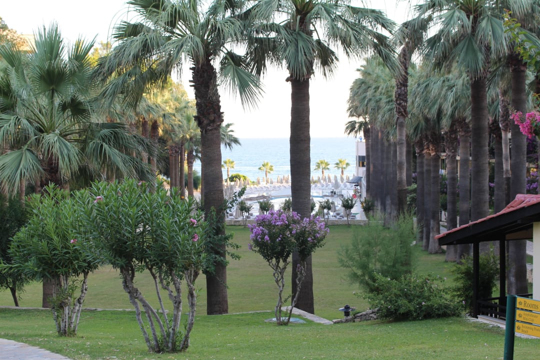 Garten Melas Holiday Village