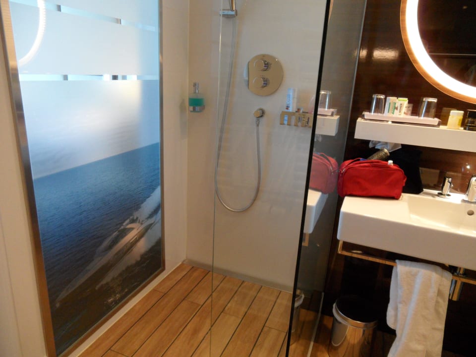 Bad offen Lindner Hotel Dusseldorf Seestern, part of JdV by Hyatt
