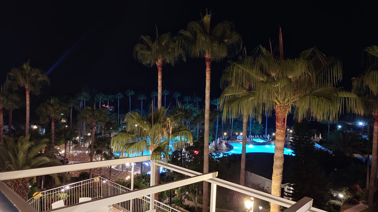 Ausblick Iz Flower Side Beach Hotel