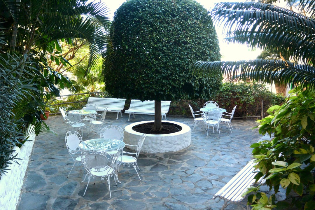 "...Gartenanlage auf mehreren Ebenen..." allsun Hotel Lucana