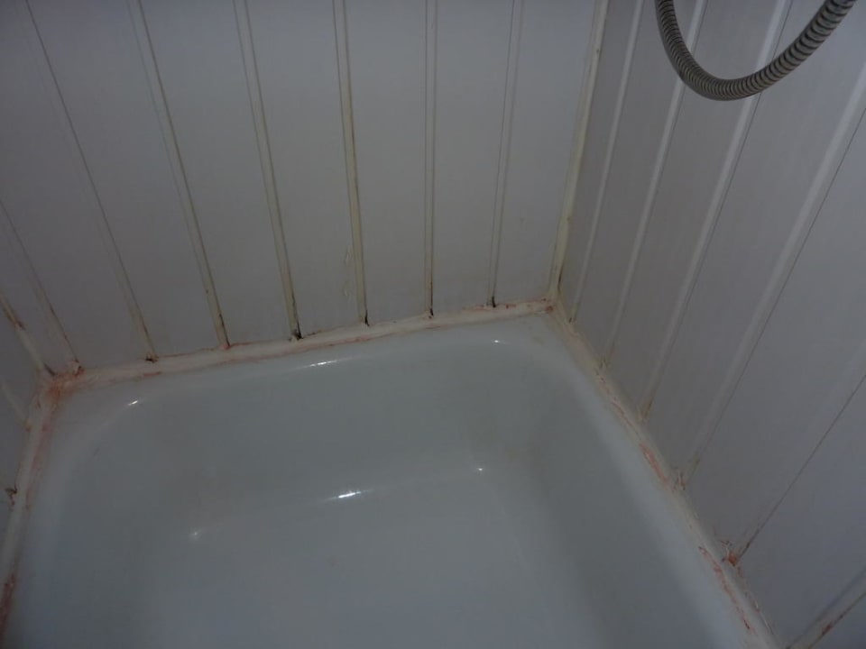 Dusche Zimmer 15 Sonnenmatte-Titisee B+B Hotel Guesthouse