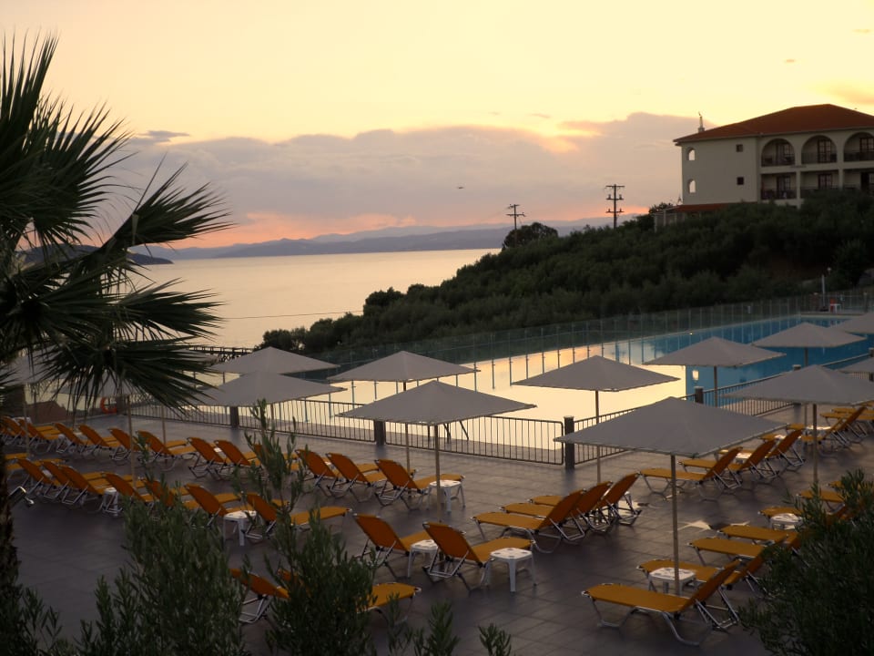 Ausblick Akrathos Beach Hotel