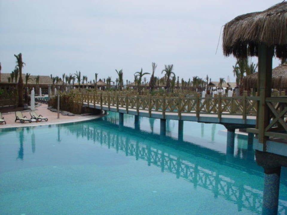 pool Royal Wings Hotel