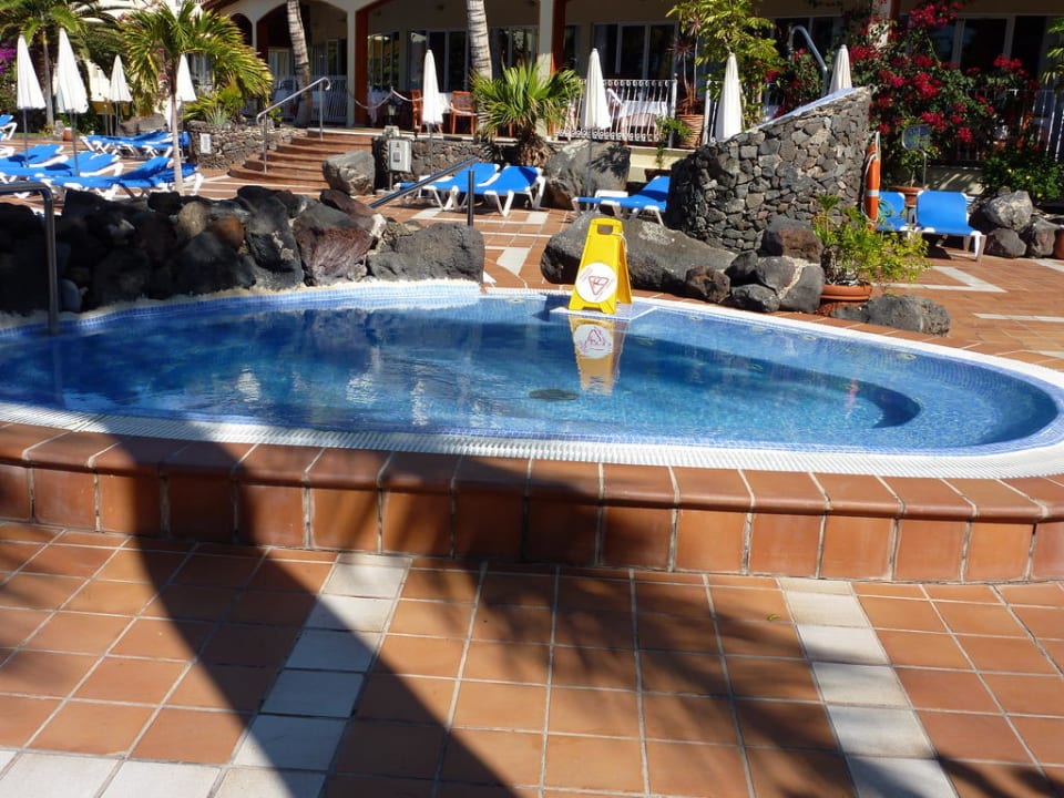Wirlpool  R2 BUGANVILLA Hotel & Spa