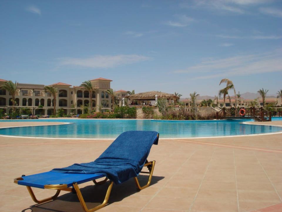 Blick aud den Pool JAZ Mirabel Beach