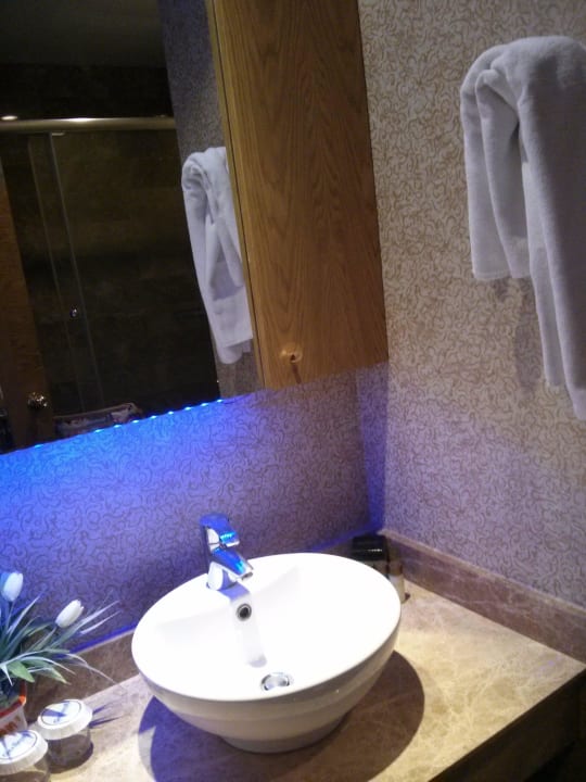 Badezimmer Granada Luxury Okurcalar