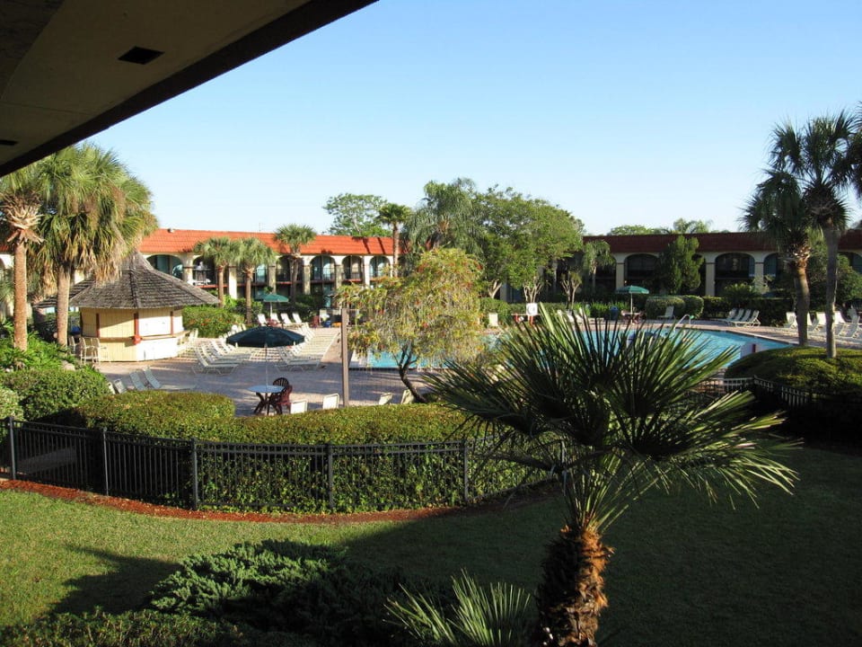 Poolanlage Maingate Lakeside Resort