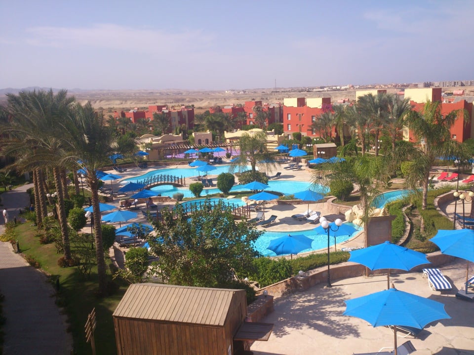 Widok na hotel SUNRISE Cardina Resort