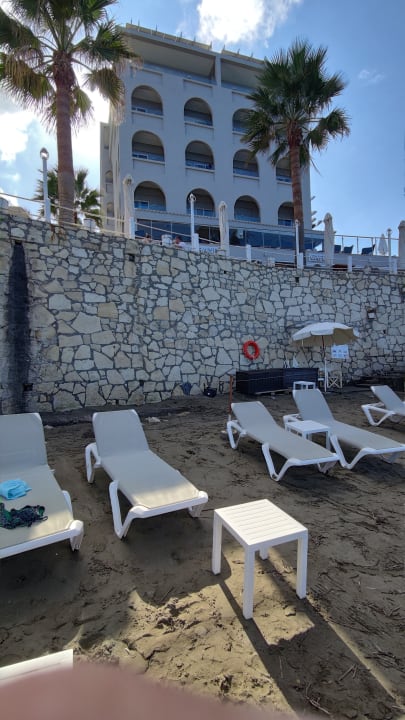 Außenansicht Glaros Beach Hotel