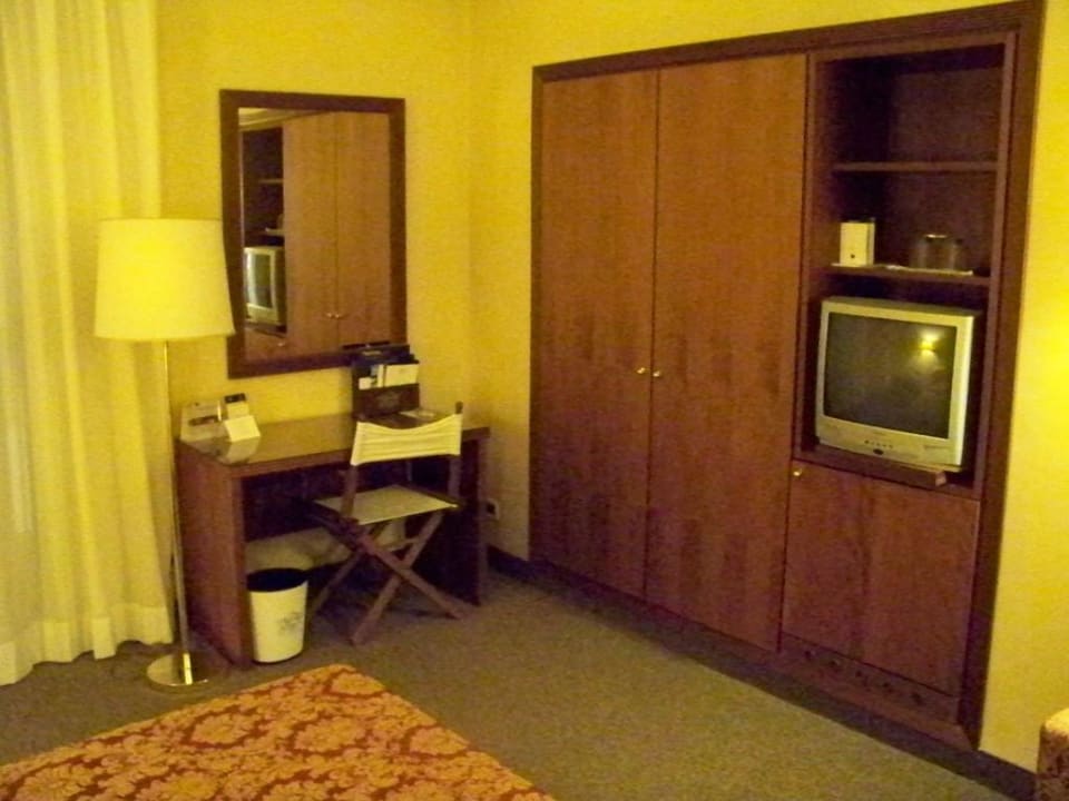 Unser Zimmer National Hotel