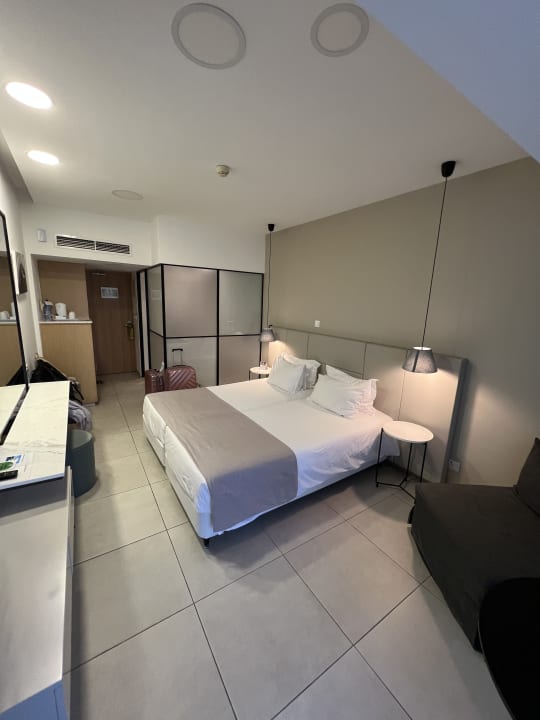 Zimmer Napa Mermaid Hotel & Suites