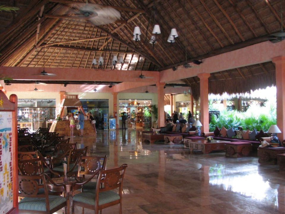 Empfangshalle Iberostar Waves Tucan