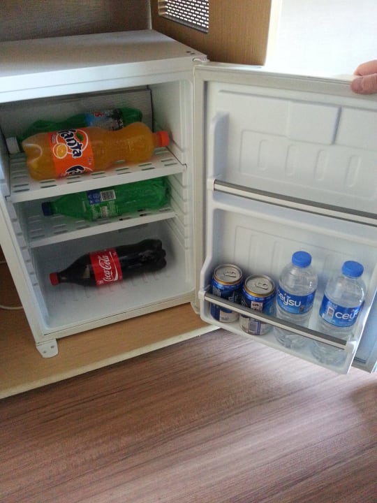 Kostenlose Minibar , wird täglich aufgefüllt  Sunis Kumköy Beach Resort Hotel & Spa