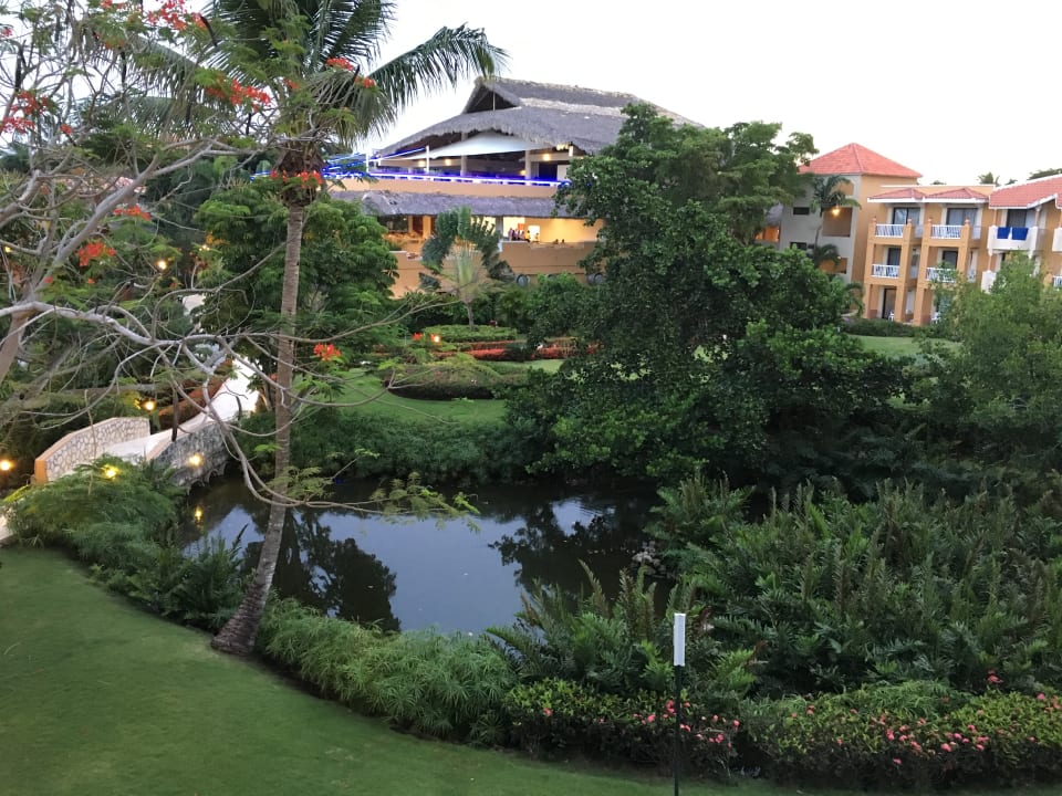 Gartenanlage Hotel Viva Dominicus Palace by Wyndham-All Inclusive Resort