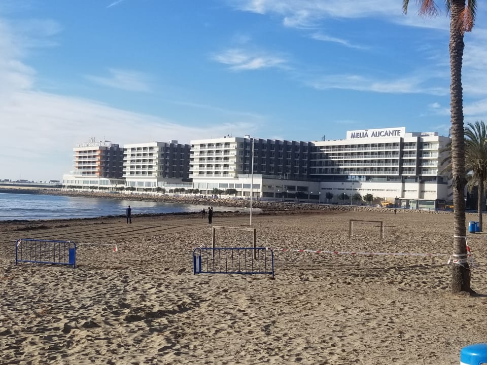 Außenansicht Hotel Meliá Alicante