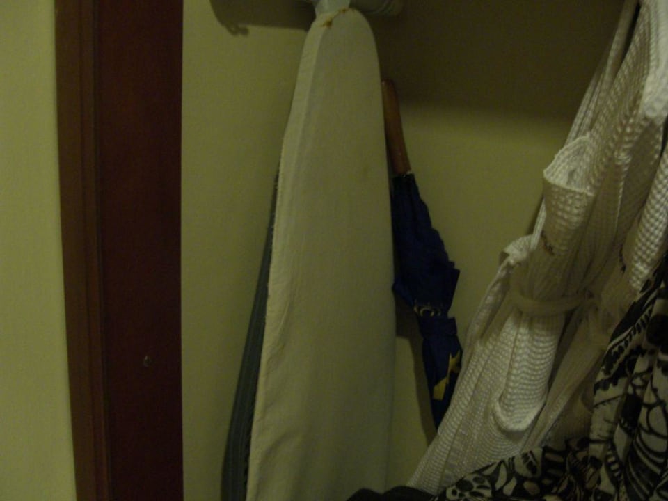 Bügelbrett-,eisen im Schrank Iberostar Selection Paraiso Maya Suites