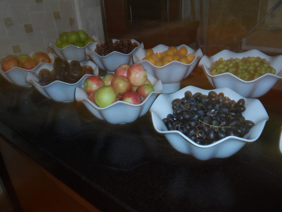 Obst Wyndham Garden Lara