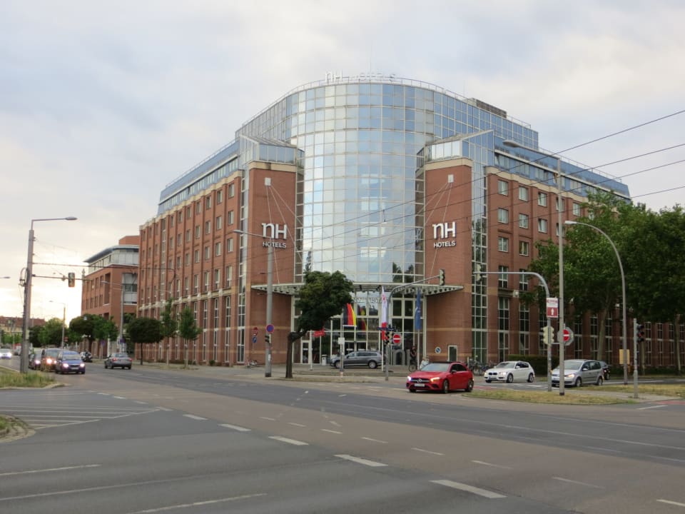 Außenansicht NH Dresden Neustadt