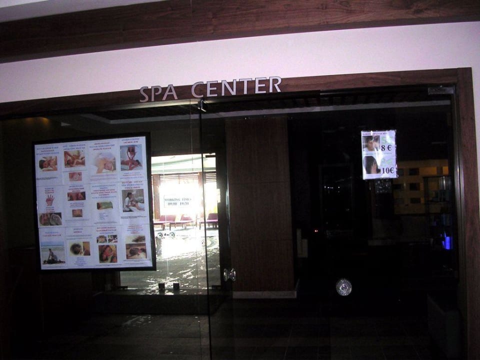 Spa Center Saturn Palace Resort Hotel