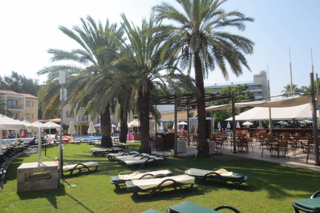 Pool/Garten Arum Barut Collection