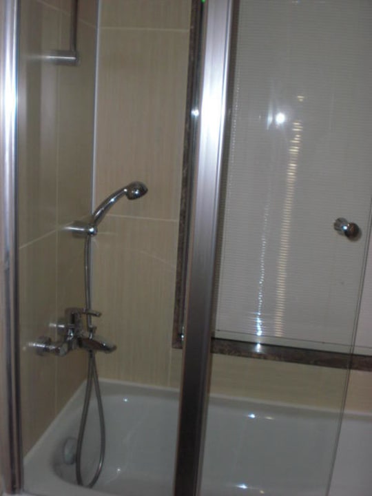 Duschbadewanne Saphir Hotel & Villas
